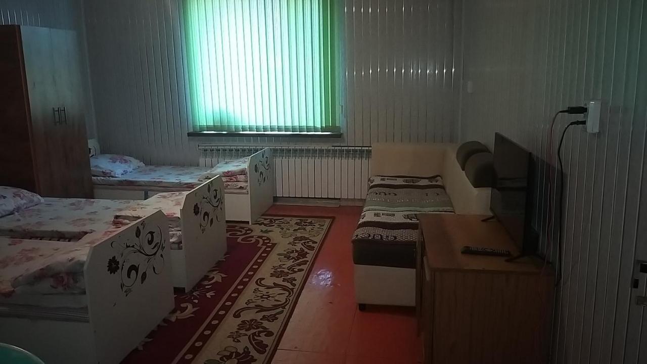 Guest House 777 Turkistan Eksteriør billede
