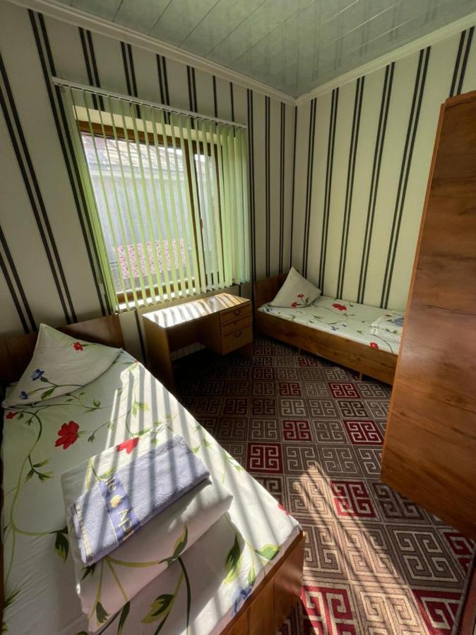 Guest House 777 Turkistan Eksteriør billede